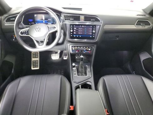 Used 2022 Volkswagen Tiguan SE R-Line FWD image 15