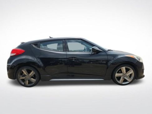 Used 2015 Hyundai Veloster Turbo w/ Option Group 04 FWD image 10