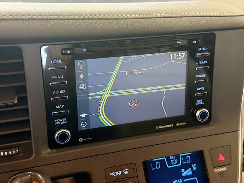 Used 2019 Toyota Sienna XLE Premium w/ Carpet Mat Package AWD/4WD image 22