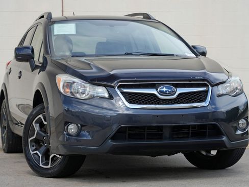 Used 2013 Subaru Crosstrek 2.0i Premium AWD/4WD image 2
