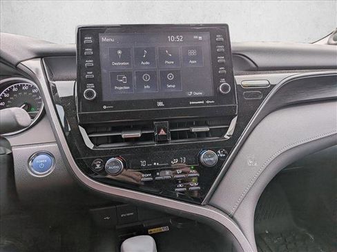 Used 2024 Toyota Camry XLE w/ Navigation Package image 12