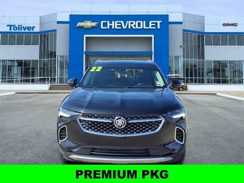 Used 2022 Buick Envision Avenir w/ Technology Package II AWD/4WD image 3