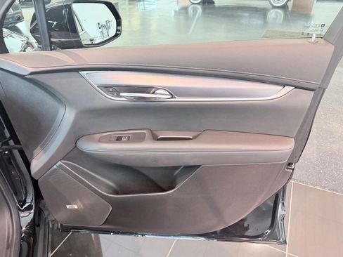 Used 2024 Cadillac XT6 Luxury w/ LPO, Floor Liner Package AWD/4WD image 26
