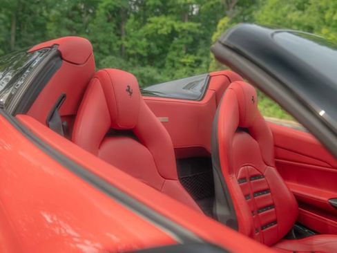 Used 2018 Ferrari 488 Spider RWD image 41