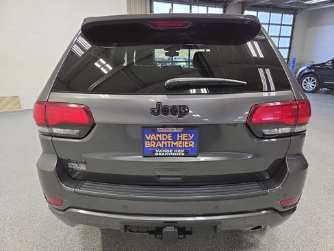 Used 2020 Jeep Grand Cherokee Altitude image 6