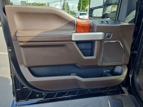 Used 2022 Ford F350 King Ranch w/ Tremor Off-Road Package AWD/4WD image 10