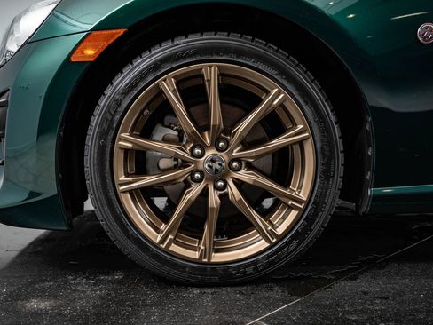 Used 2020 Toyota 86 RWD image 13