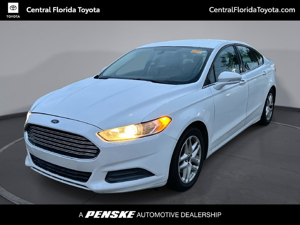 Used 2013 Ford Fusion SE FWD image 1