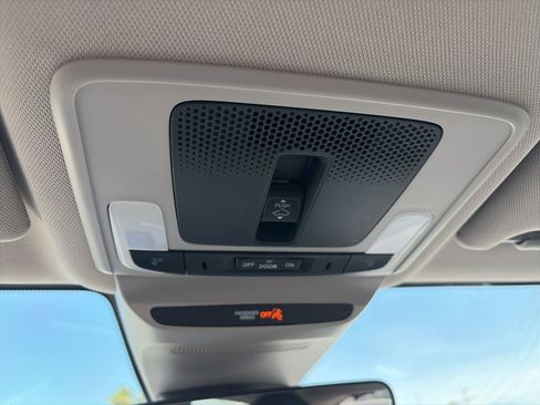 Used 2023 Honda HR-V EX-L image 22