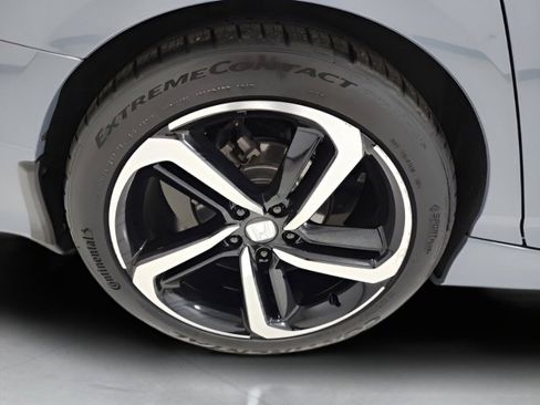 Used 2022 Honda Accord Sport image 35