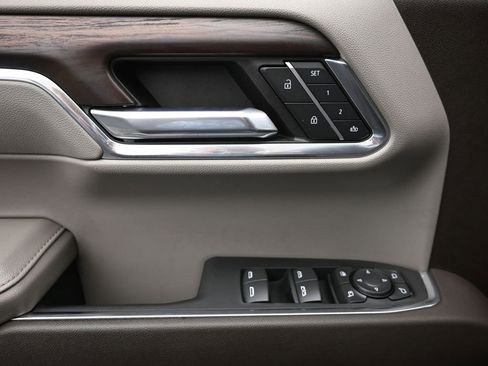 Used 2024 GMC Sierra 1500 SLT w/ SLT Premium Plus Package image 19