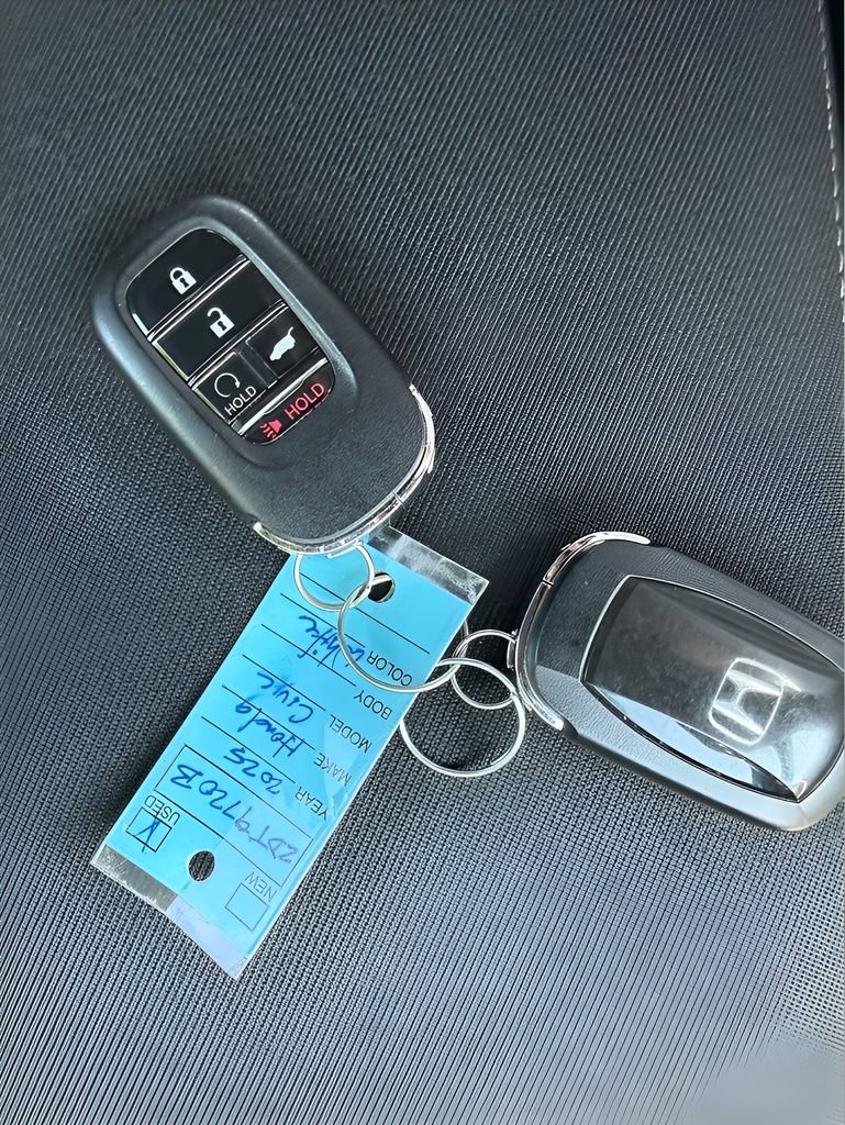 Used 2025 Honda Civic Sport image 30