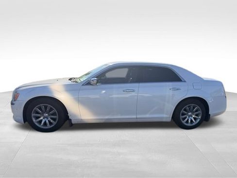Used 2013 Chrysler 300 C w/ Light Group RWD image 2