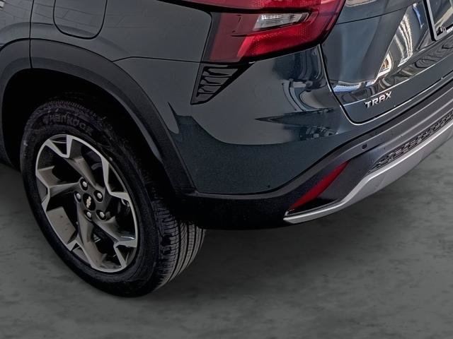 New 2026 Chevrolet Trax LT w/ Driver Confidence Package FWD image 9