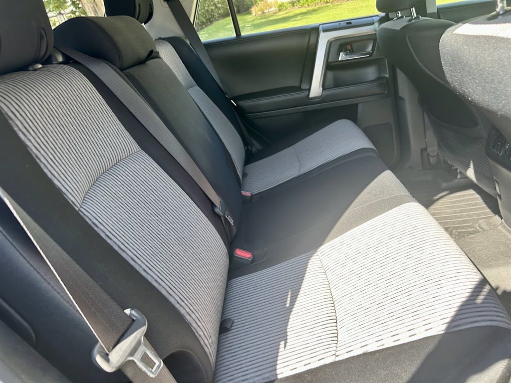 Used 2017 Toyota 4Runner SR5 RWD image 35