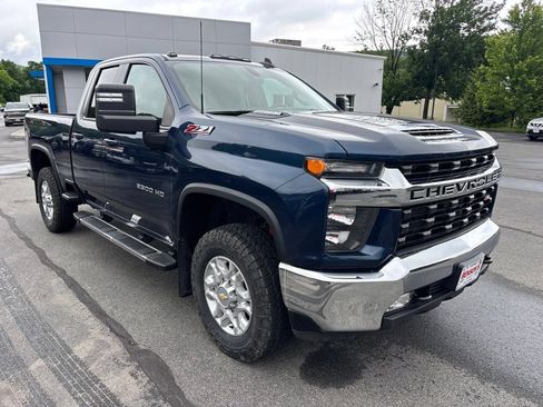 Used 2022 Chevrolet Silverado 2500 LT w/ Convenience Package AWD/4WD image 35