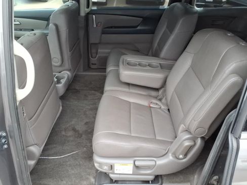Used 2013 Honda Odyssey Touring image 9