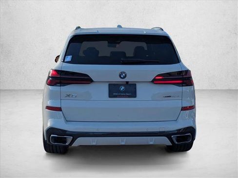 New 2026 BMW X5 xDrive50e w/ M Sport Package image 7
