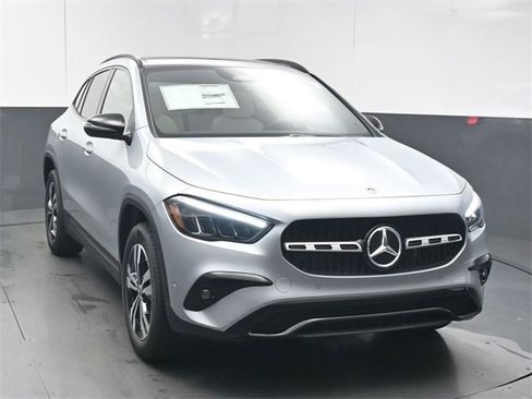 New 2026 Mercedes-Benz GLA 250 image 2