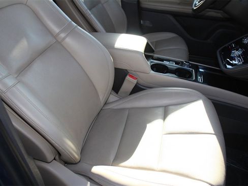 Certified 2022 Lincoln Corsair FWD w/ Premium Package image 24