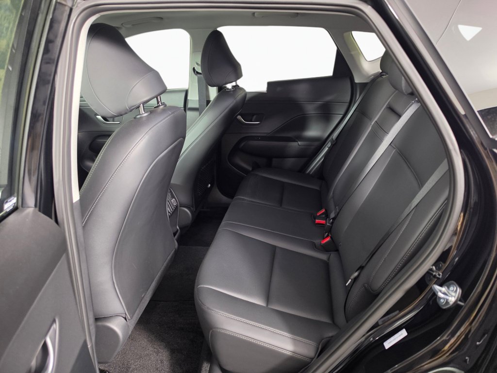 Used 2026 Hyundai Kona Limited AWD/4WD image 31