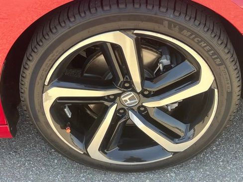 Used 2019 Honda Accord Sport image 32