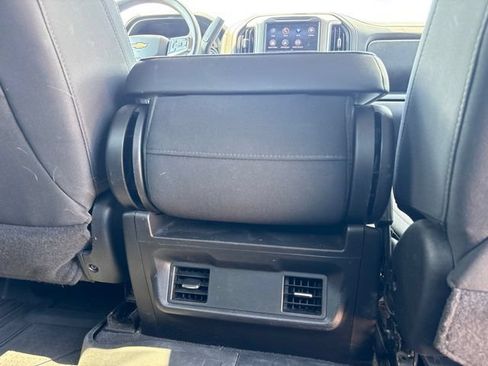 Used 2020 Chevrolet Silverado 1500 LT AWD/4WD image 37
