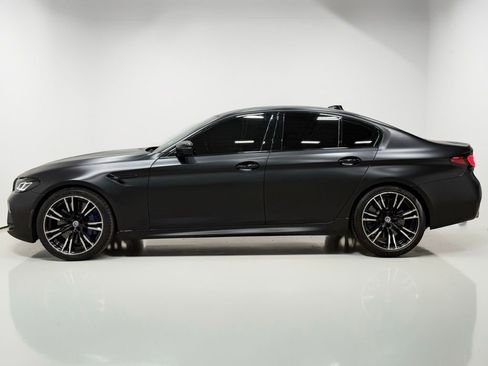 Used 2023 BMW M5 image 8