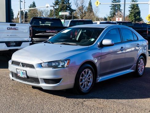Used 2014 Mitsubishi Lancer ES FWD image 3