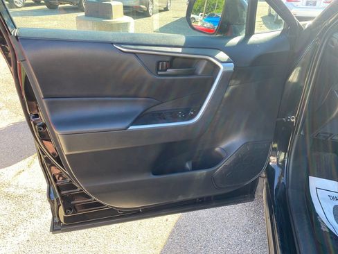 Used 2020 Toyota RAV4 LE w/ All Weather Liner Package FWD image 11