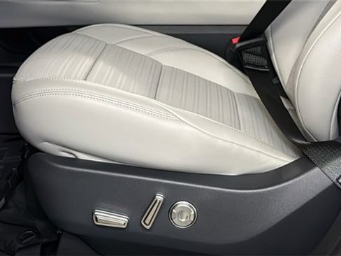 New 2026 Lincoln Nautilus Reserve w/ Jet Appearance Package image 21