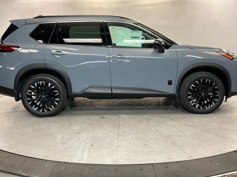 New 2026 Nissan Rogue SV image 6