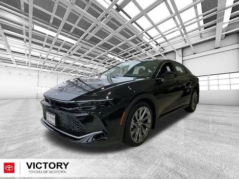 New 2026 Toyota Crown Limited image 6