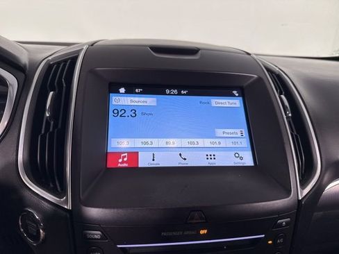 Used 2016 Ford Edge Titanium image 25