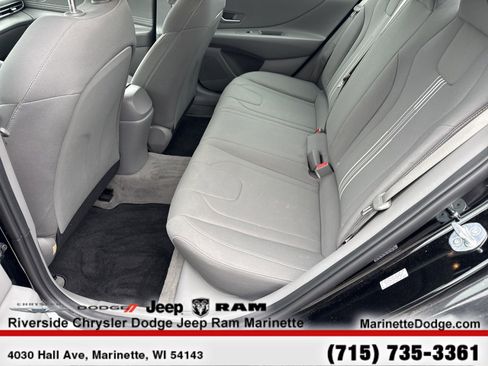 Used 2023 Hyundai Elantra SEL w/ Convenience Package image 14