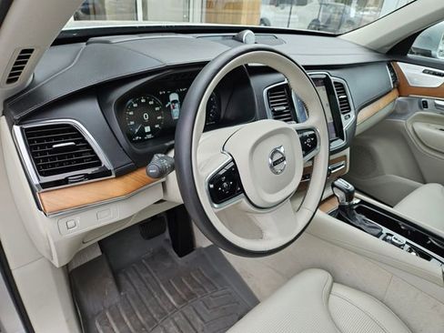 Used 2016 Volvo XC90 T6 Inscription w/ Vision Package AWD/4WD image 20
