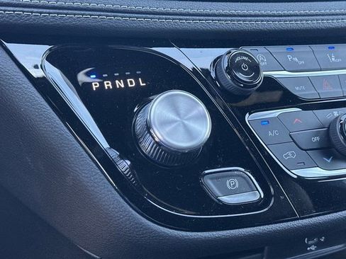 New 2026 Chrysler Pacifica Select image 29