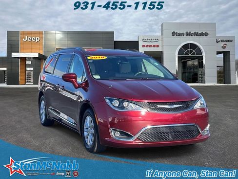 Used 2018 Chrysler Pacifica Touring-L Plus image 1
