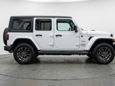 Used 2025 Jeep Wrangler Unlimited Sport AWD/4WD image 11