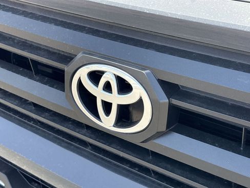 Used 2025 Toyota Tacoma SR5 image 32