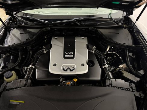 Used 2016 INFINITI Q70 3.7 image 59