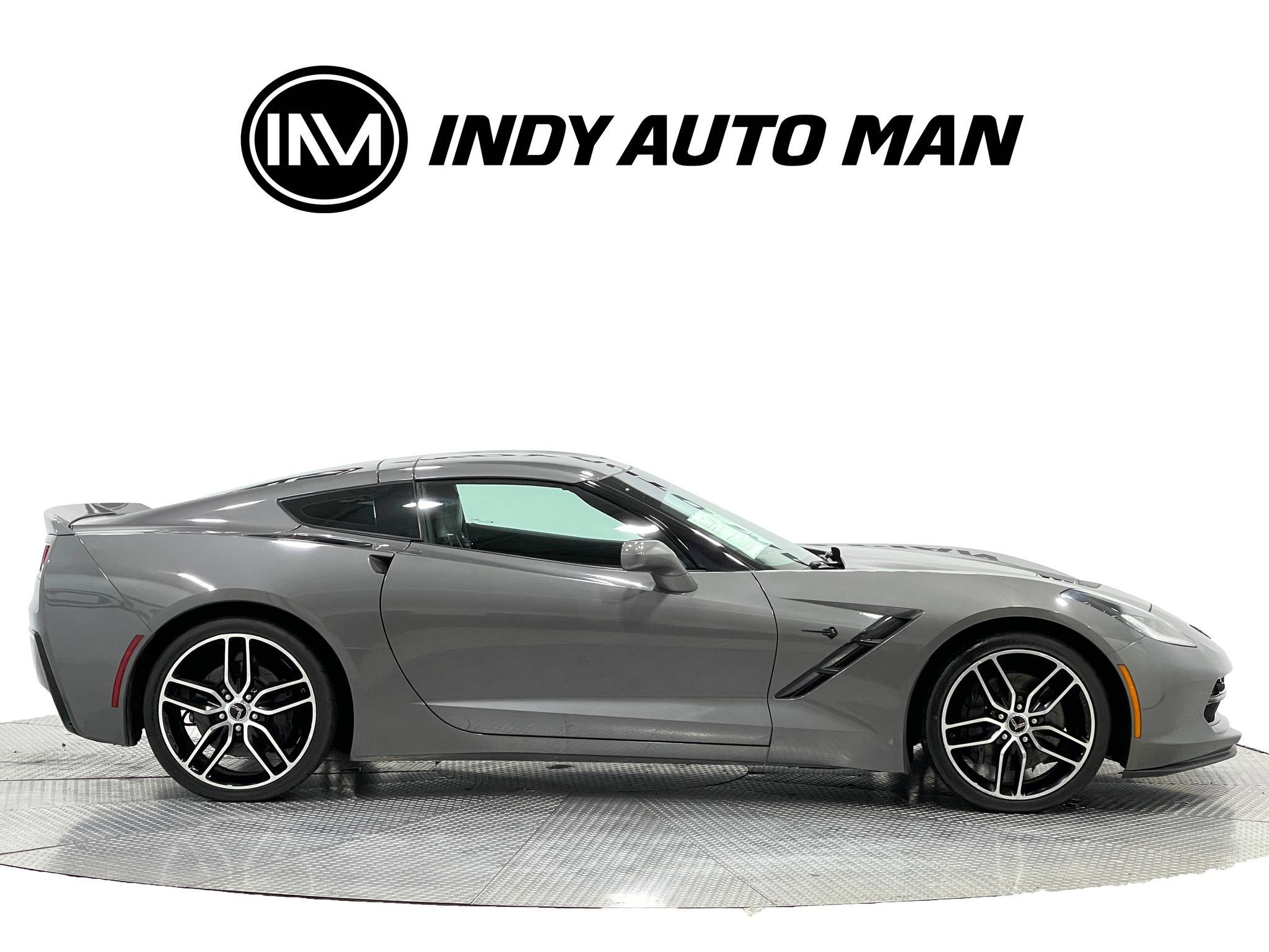Used 2016 Chevrolet Corvette Stingray Coupe w/ 2LT Preferred Equipment Group RWD image 3
