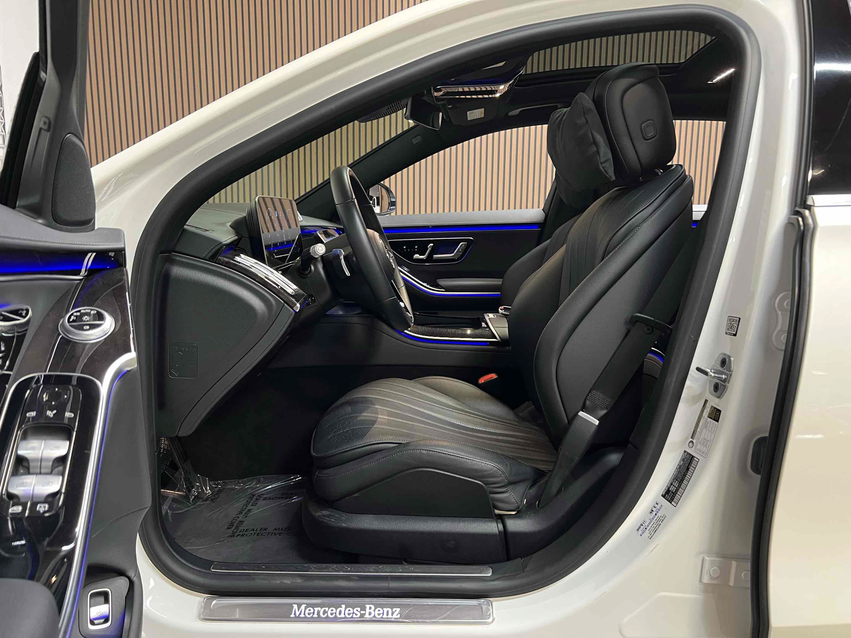 Used 2022 Mercedes-Benz S 500 4MATIC image 4