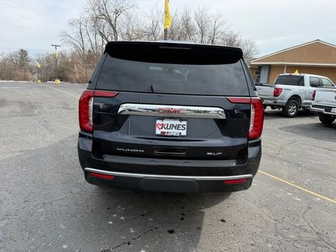 Used 2022 GMC Yukon SLT AWD/4WD image 6