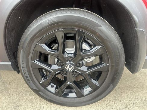 Used 2025 Honda HR-V Sport image 12