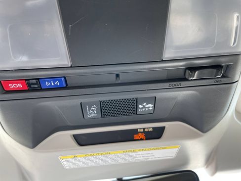 Used 2019 Subaru Crosstrek 2.0i Premium w/ Eyesight System AWD/4WD image 25