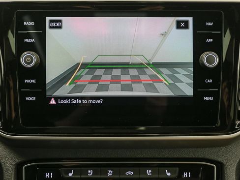 Certified 2023 Volkswagen Atlas Cross Sport SEL Premium R-Line image 36