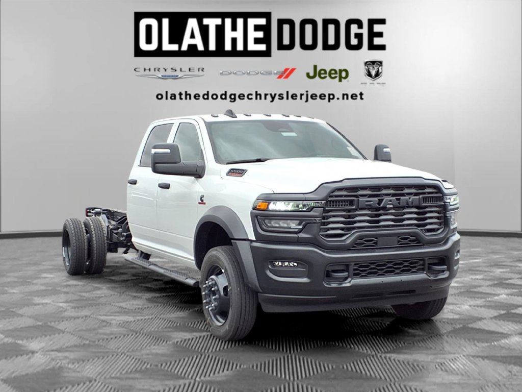 New 2026 RAM 5500 Tradesman AWD/4WD image 26