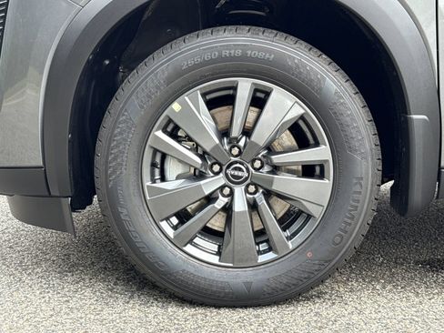 New 2026 Nissan Pathfinder SV w/ SV Premium Package FWD image 29