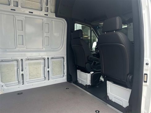 New 2025 Mercedes-Benz Sprinter 2500 image 11